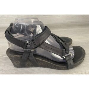 Teva Ysidro Women's Sandal Black‎ Leather 9.5 Wedge Strappy Comfort Casual Shoes